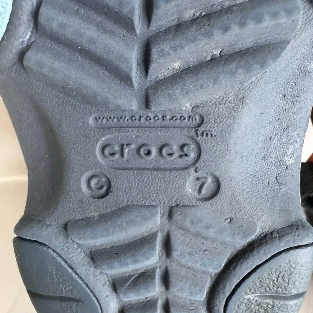 Crocs All‎ Terrain Boys/Unisex size C7 Navy Orange Paint Splatter Waterproof